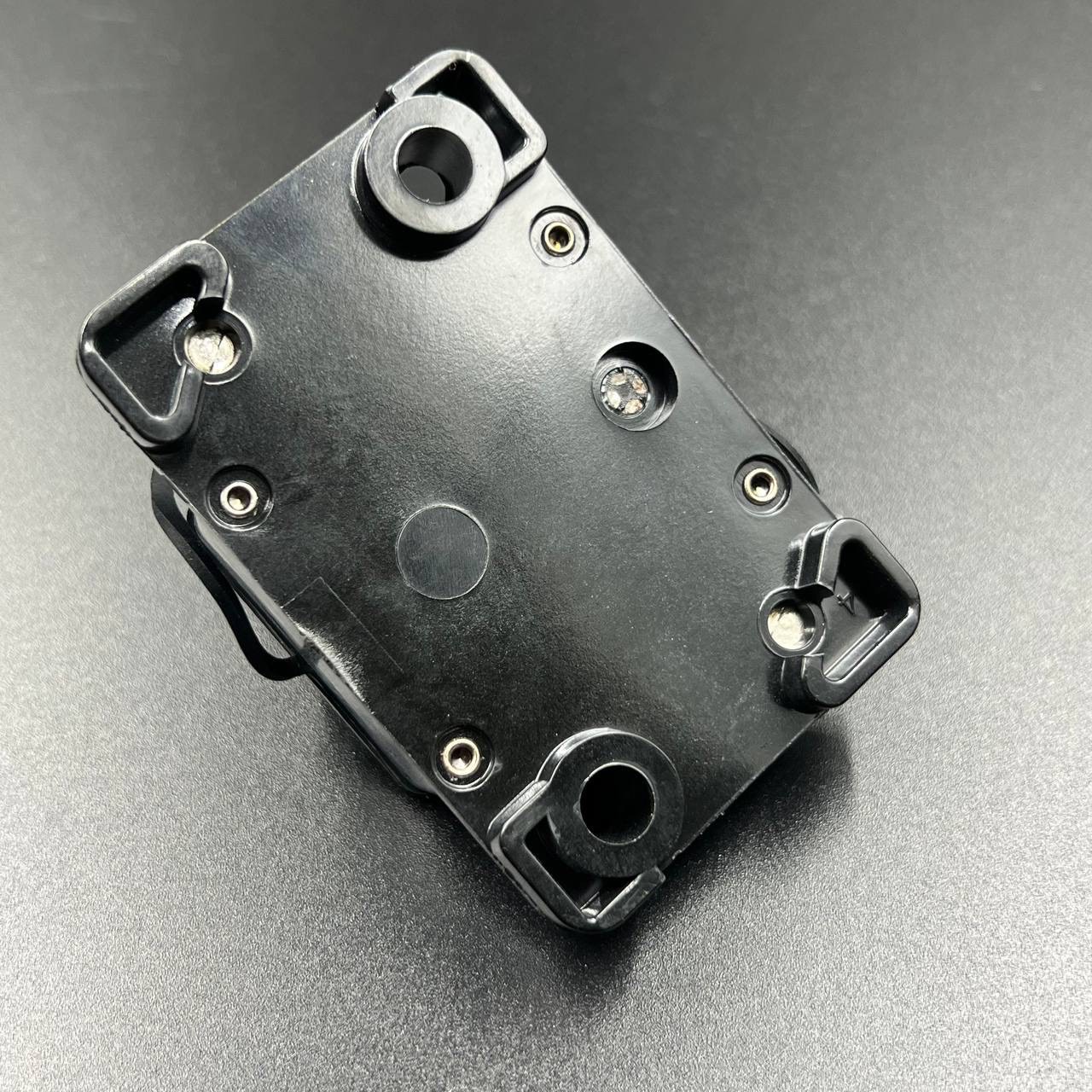 2F37B4AC-F542-44C7-850E-5B5BA7AB3083