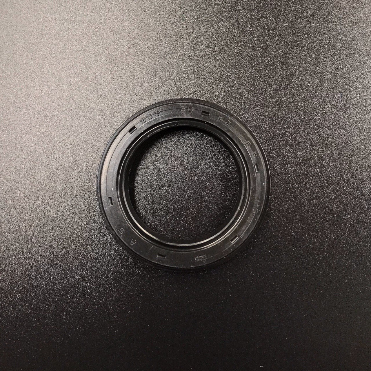 photo5316907339510558037