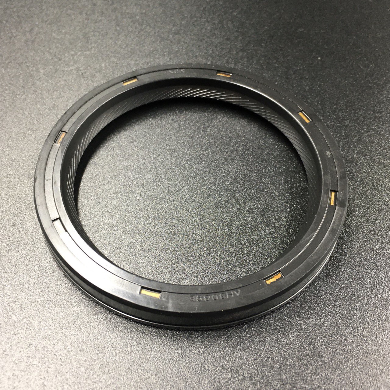 photo5323371853701558196