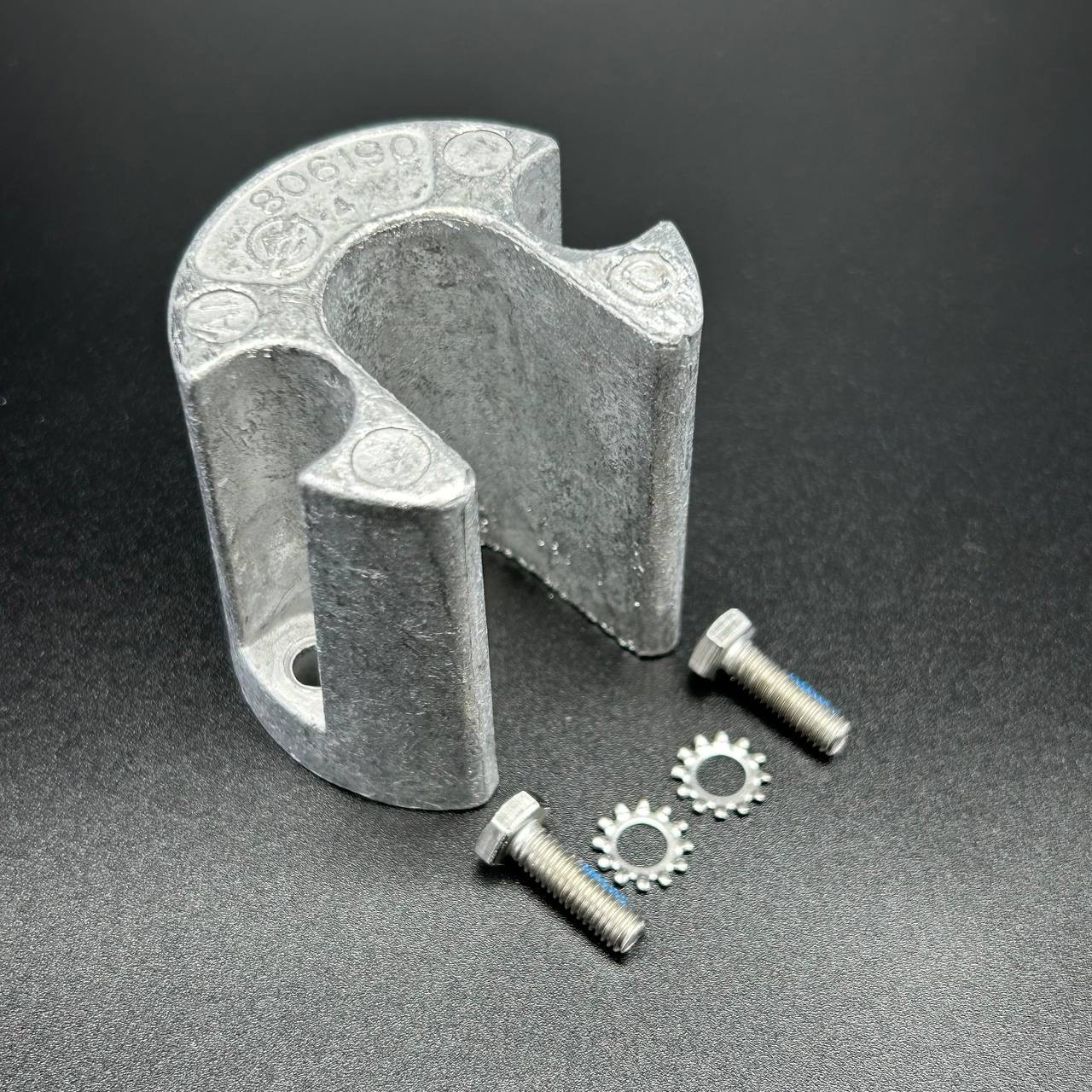 5633D8C4-8AA3-4F9E-8632-C5A7F4767AEA