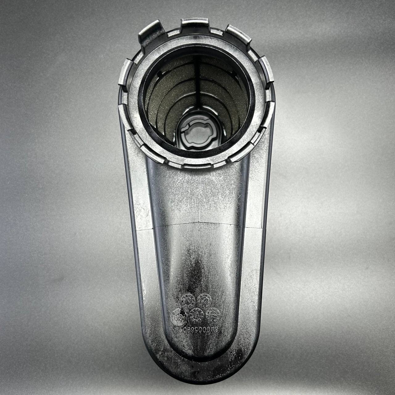 1F3A52F2-4B64-4221-9900-934E92AA40AC