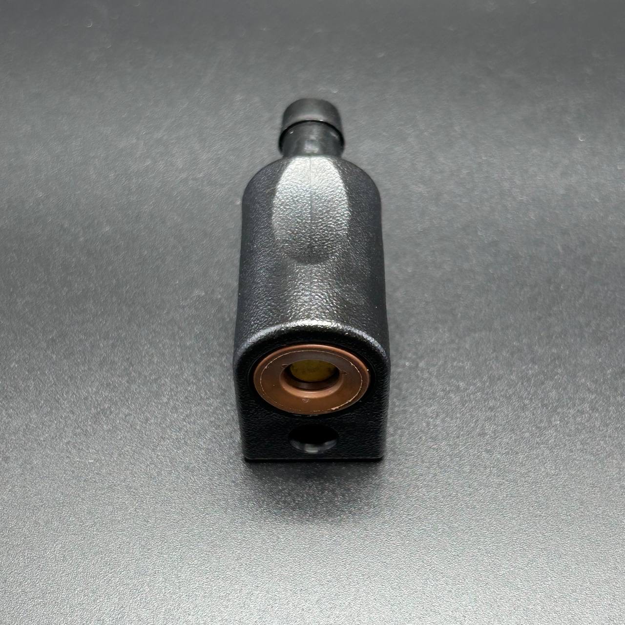 ED621A83-A186-481C-8520-65C5F01356CA