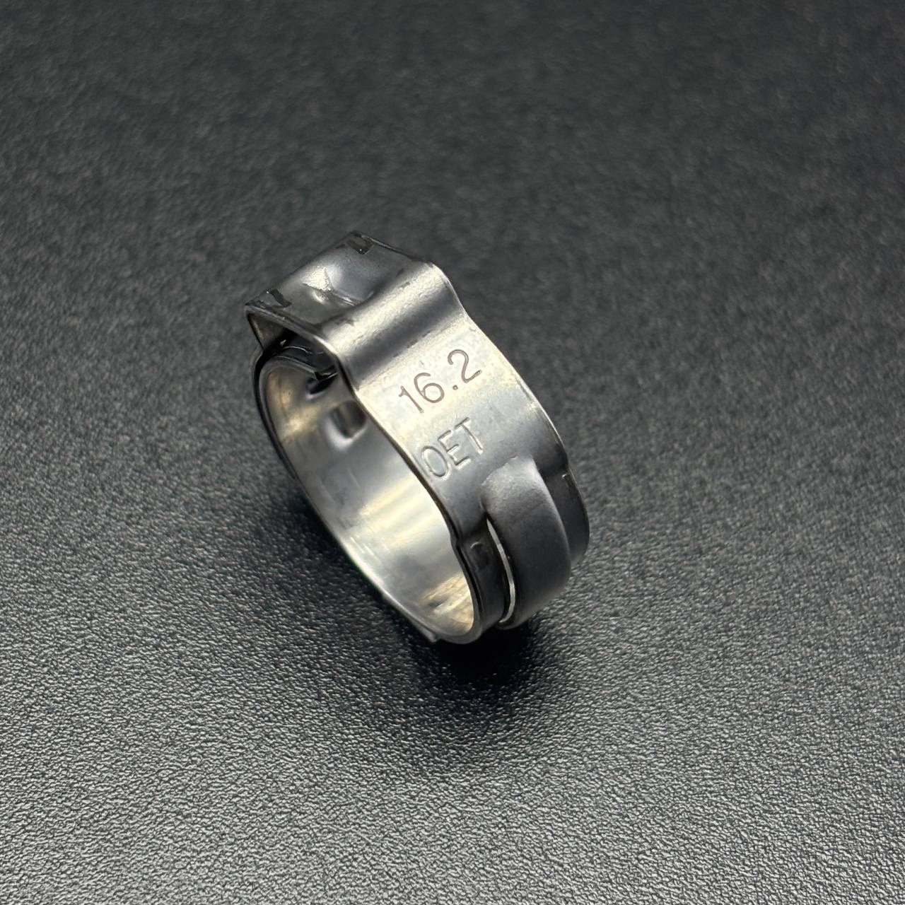 DA23D8FB-8A55-49E5-BF3E-7E44DE16301A