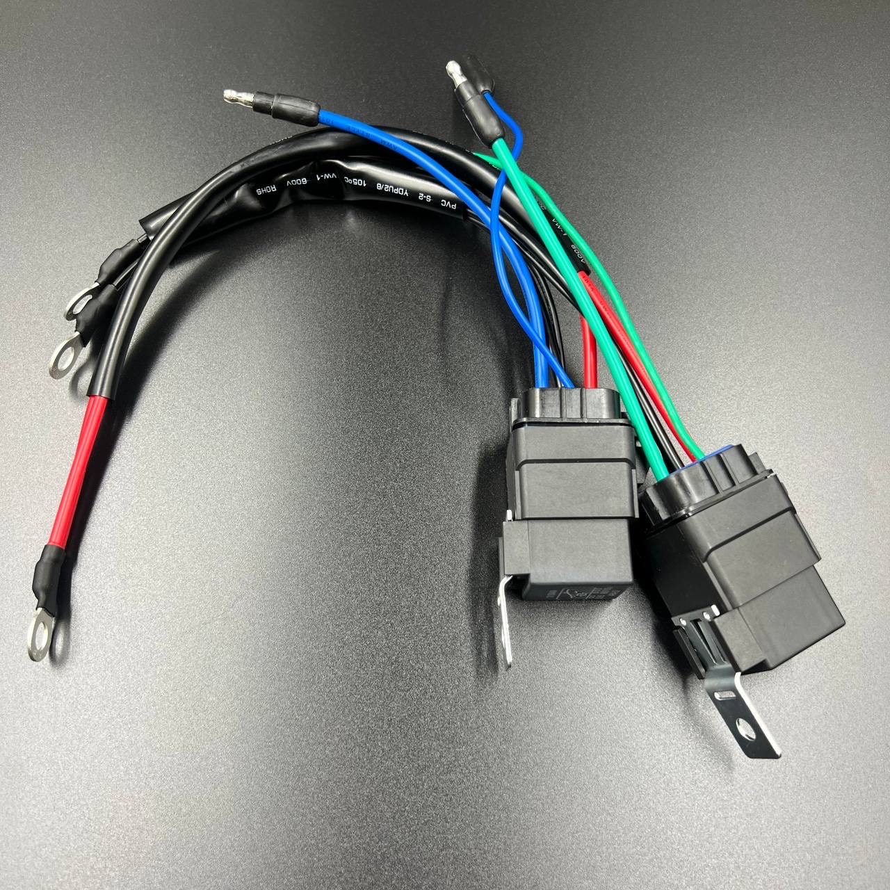 B0F027B6-A753-4CB3-8910-60D664DBC881