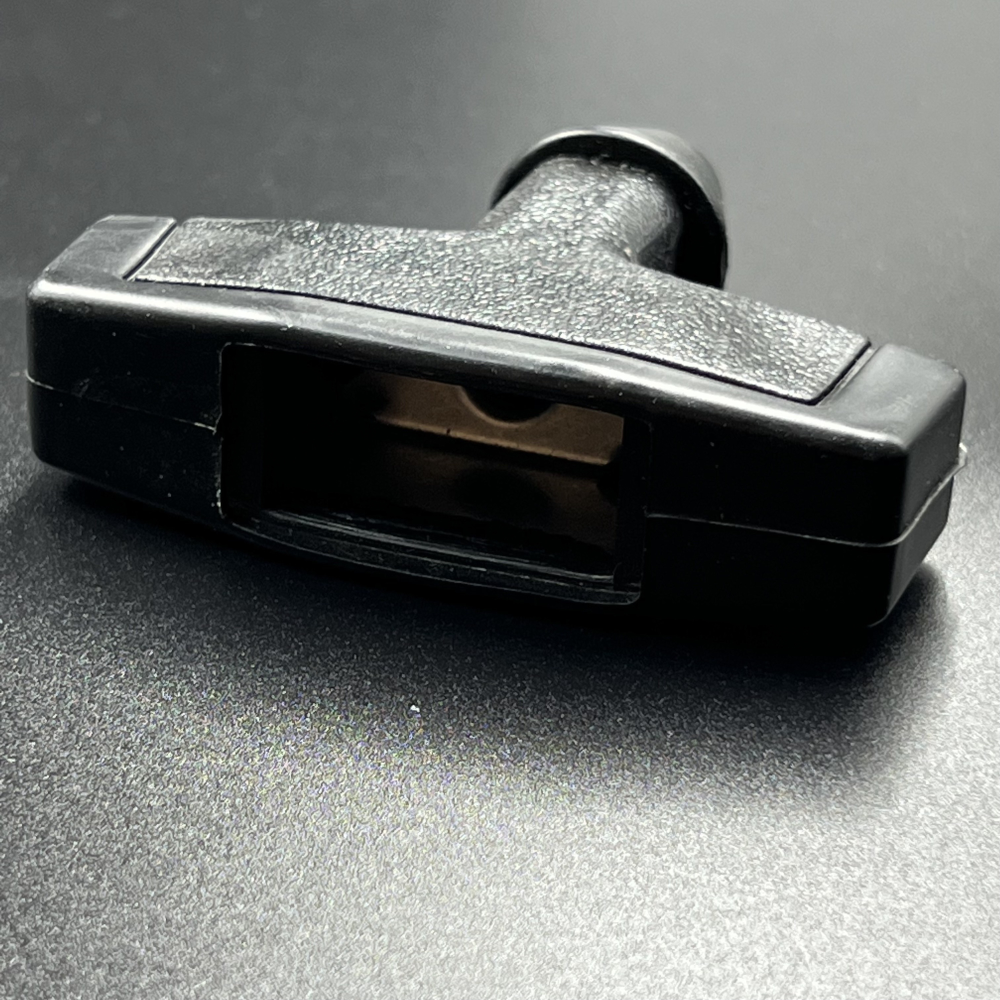 253748B6-37BE-41A3-BE67-380C64785B1F