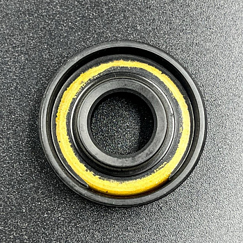 Сальник Suzuki (09289-12002) (12x28x8) (Omax)