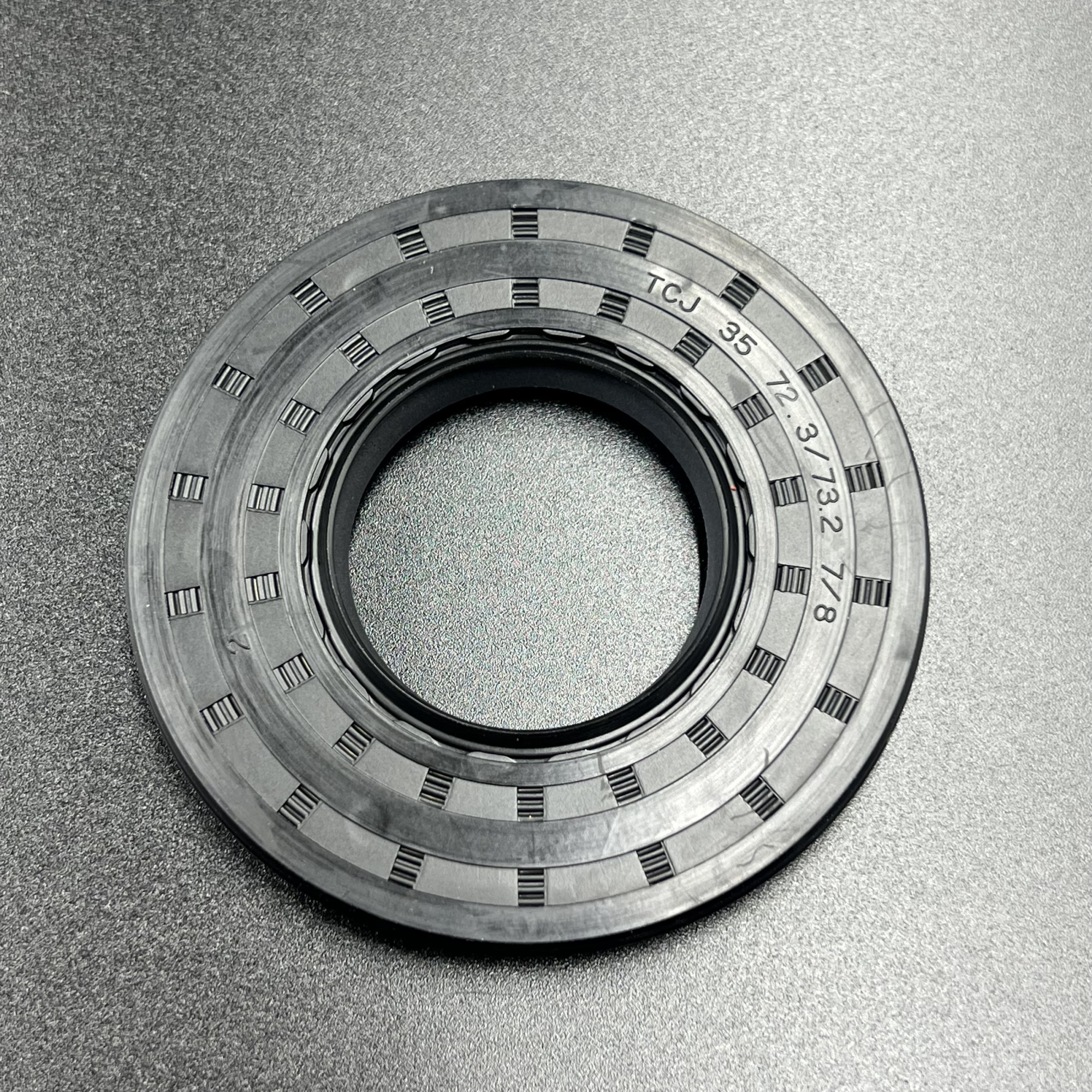 8B5FCEE6-6CC6-4C2E-BB4D-7045FB79BFDE