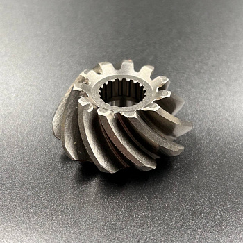 Шестерня вертикального вала (Пиньон) Suzuki DT40 (57311-94402) (Osaka)