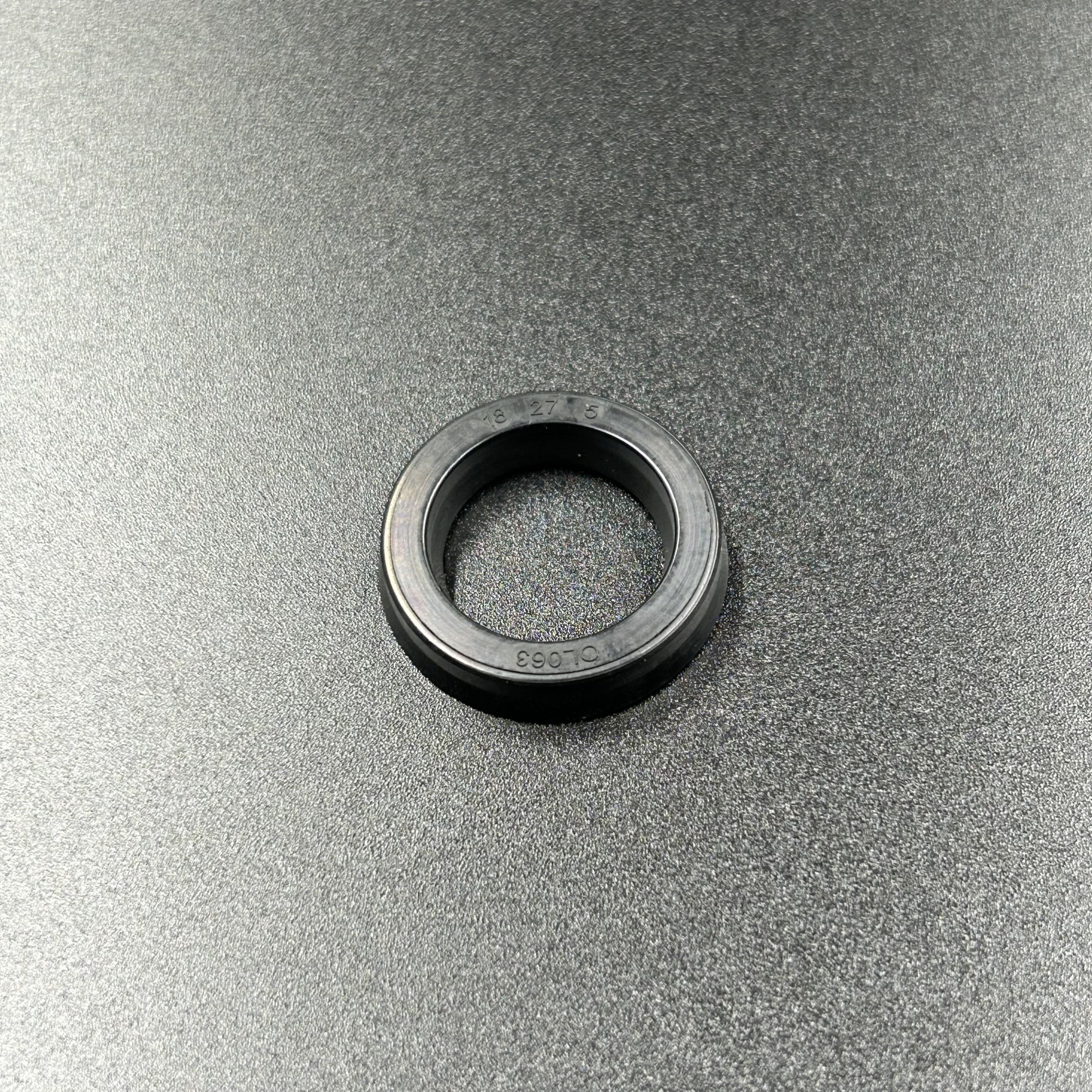 F824C8B4-D954-4845-AA87-6581159CB6E8