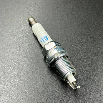 Свеча зажигания NGK IZFR5J Иридий  (Quicksilver)