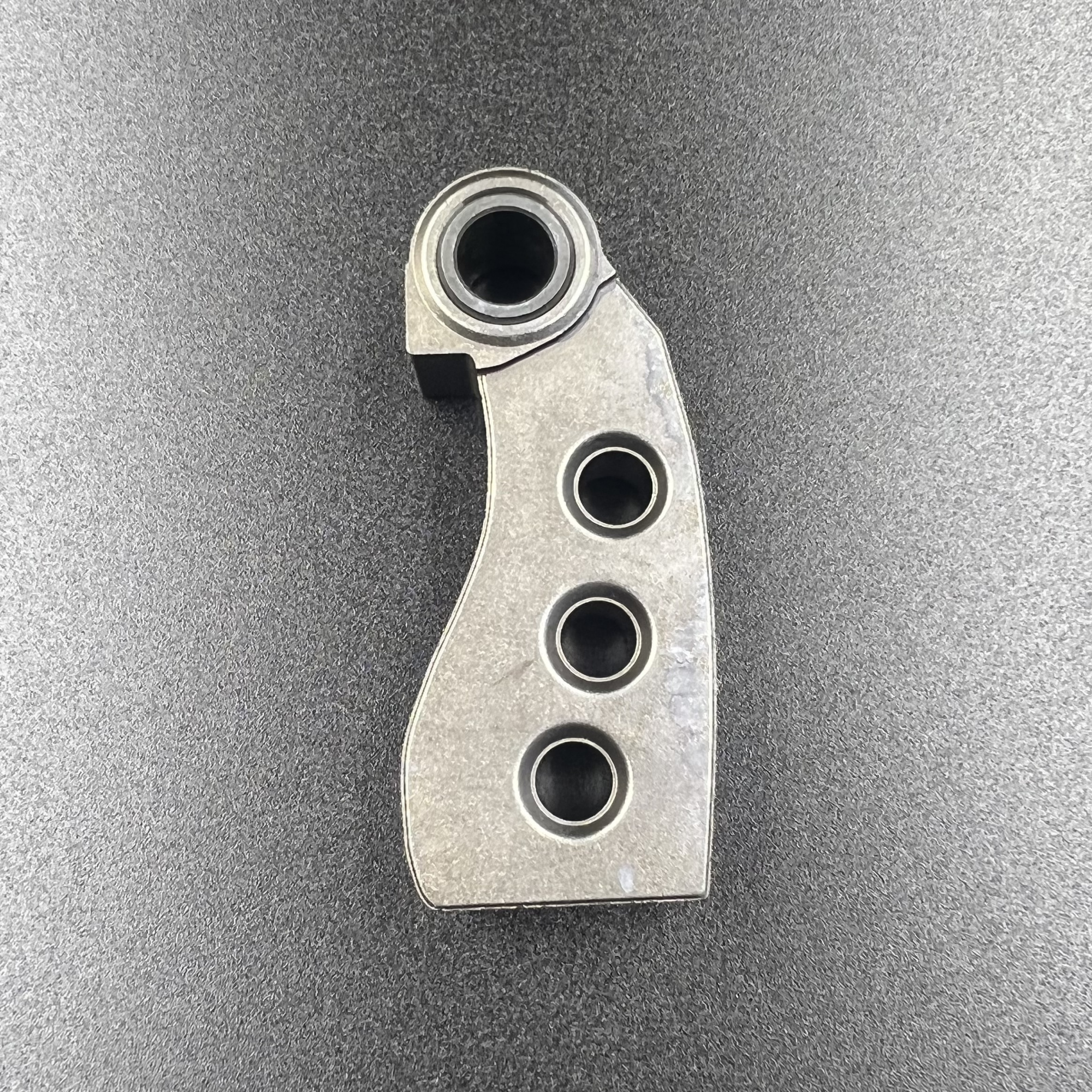 0B47EF70-36B2-4D9D-9076-EFB7E411033F