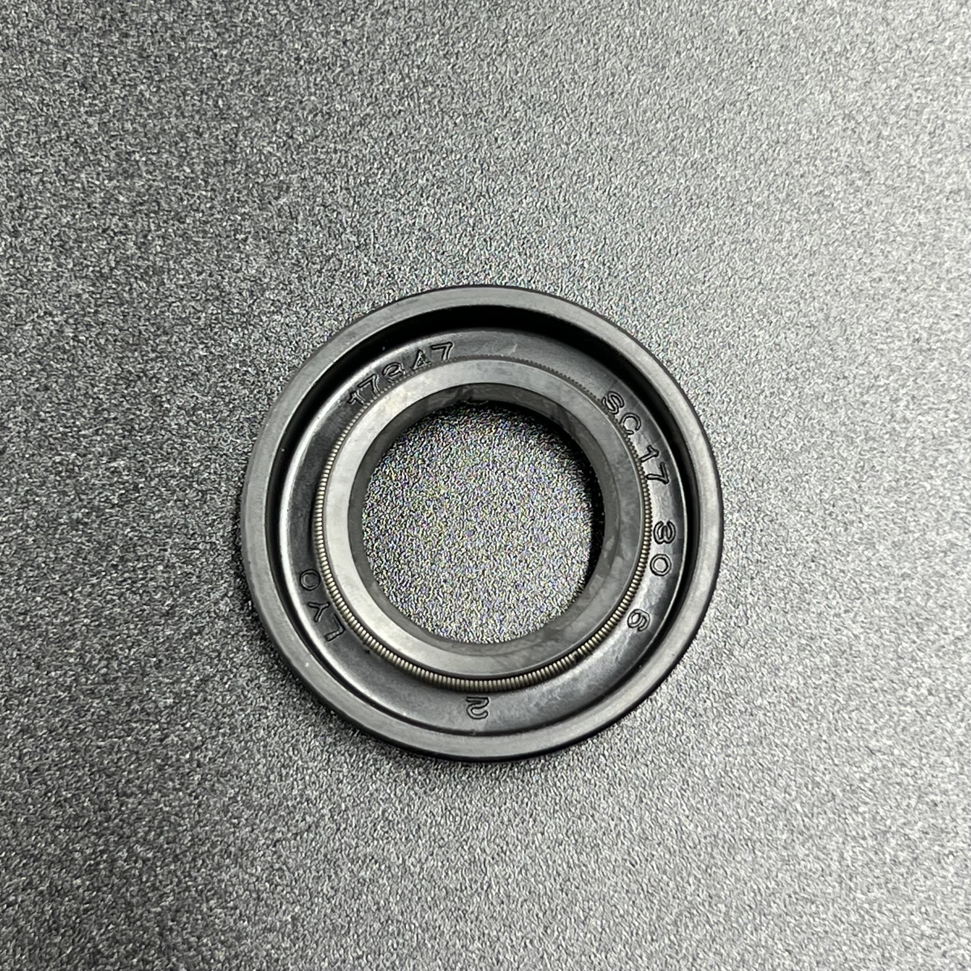 98938878-C5AF-481C-9CB5-F01BF7D95DFE