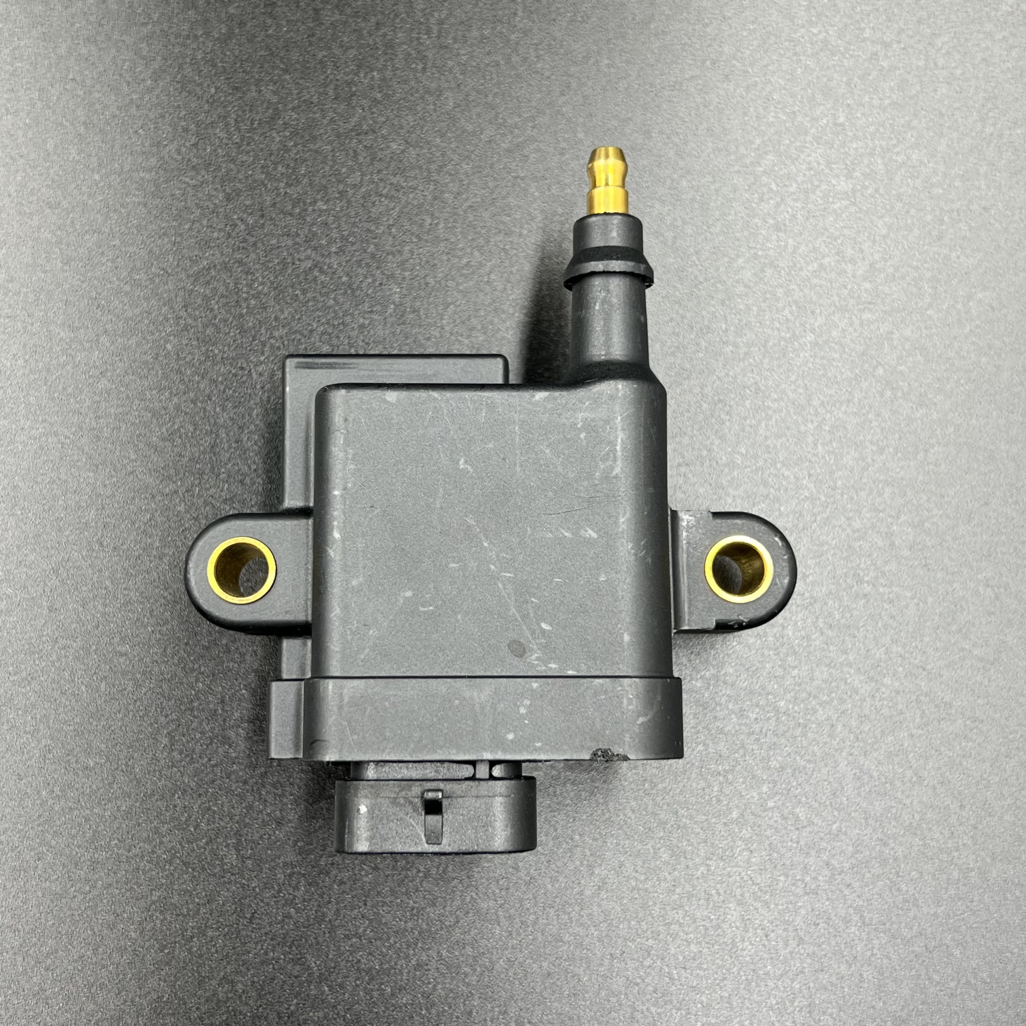 1359537C-FABC-42C3-B6DC-18DE299F9193