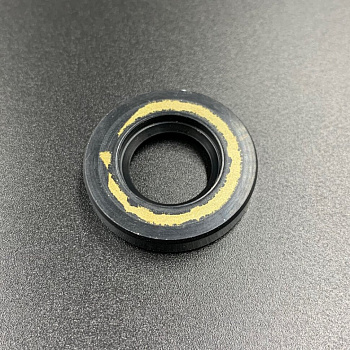 Сальник Suzuki (09289-17006) (16x30x6) (Sinera)