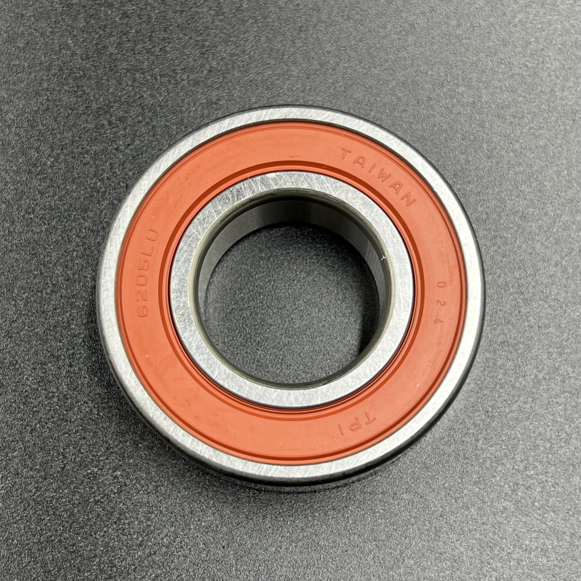 E996BA5D-844C-41FD-AB5A-093FFEAF9DF9