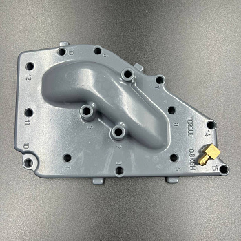 Крышка выпускного коллектора Yamaha 25-30 (YUELANG)