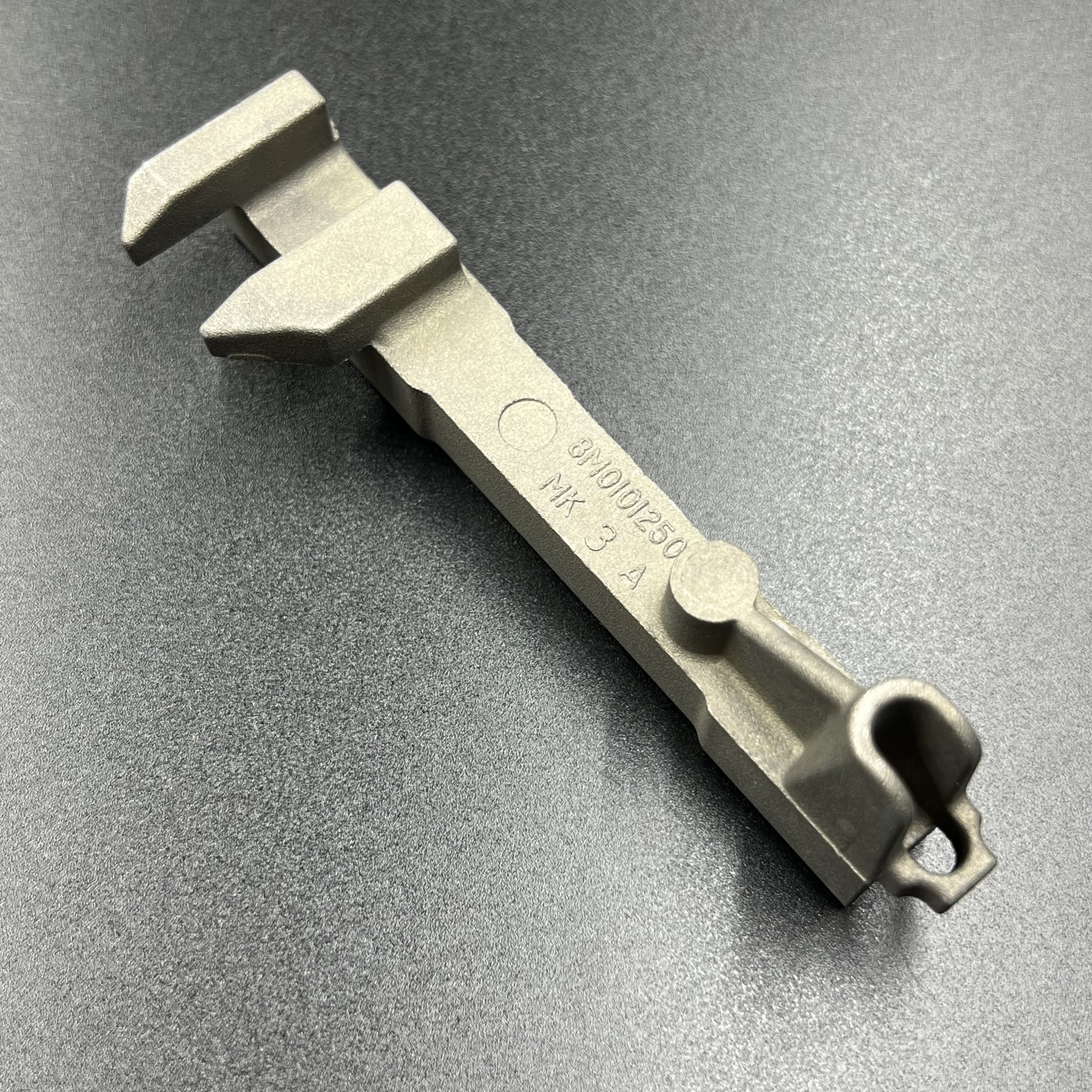 FCFD11FA-1CB5-4852-8B3F-5BE14124373E