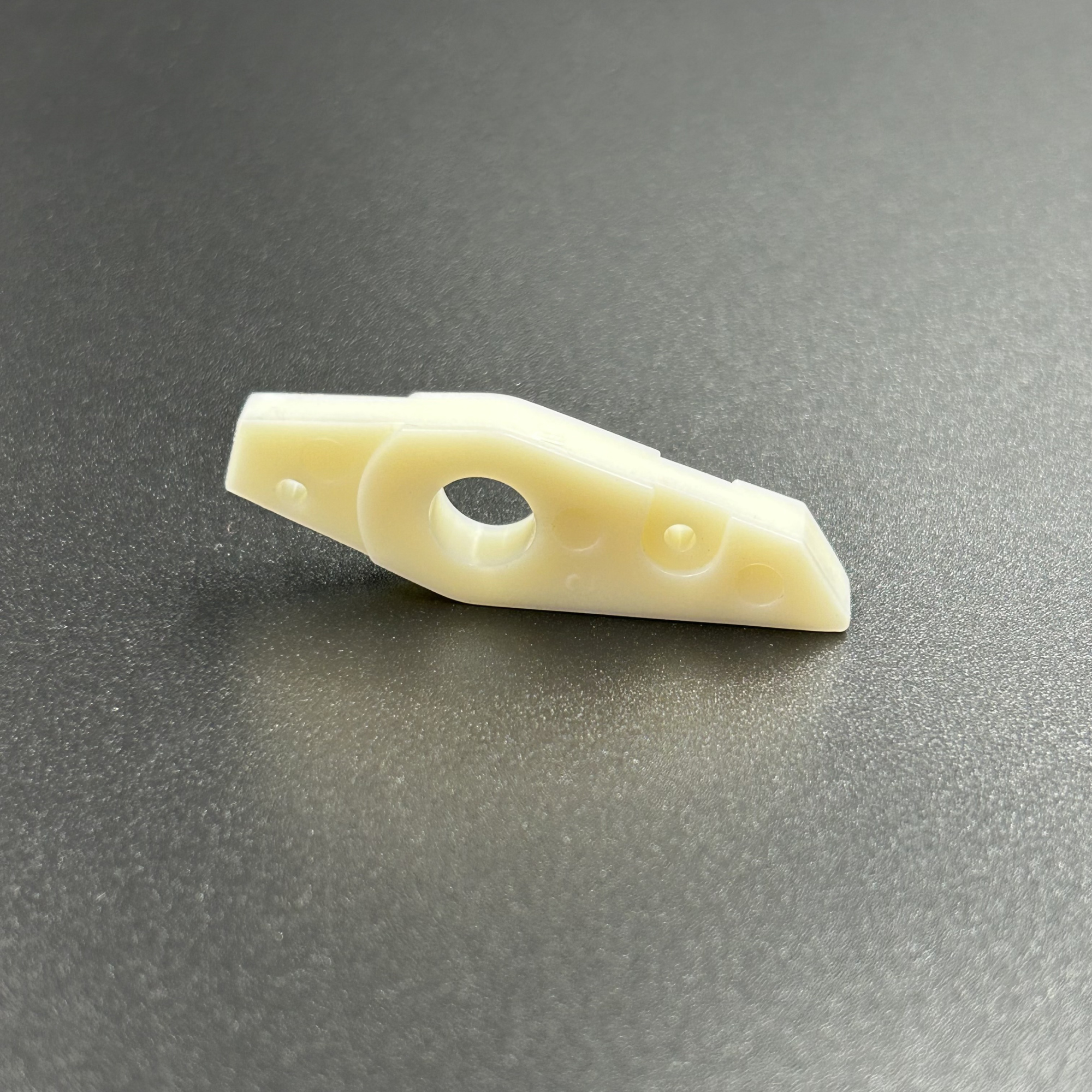 16F47C2E-1786-488F-81CE-4F4545286110