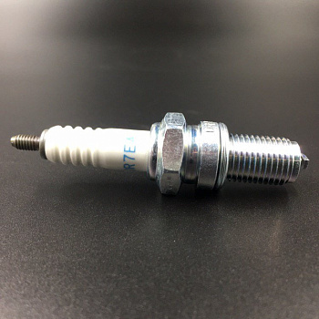 Свеча зажигания NGK 7839 DR7EA