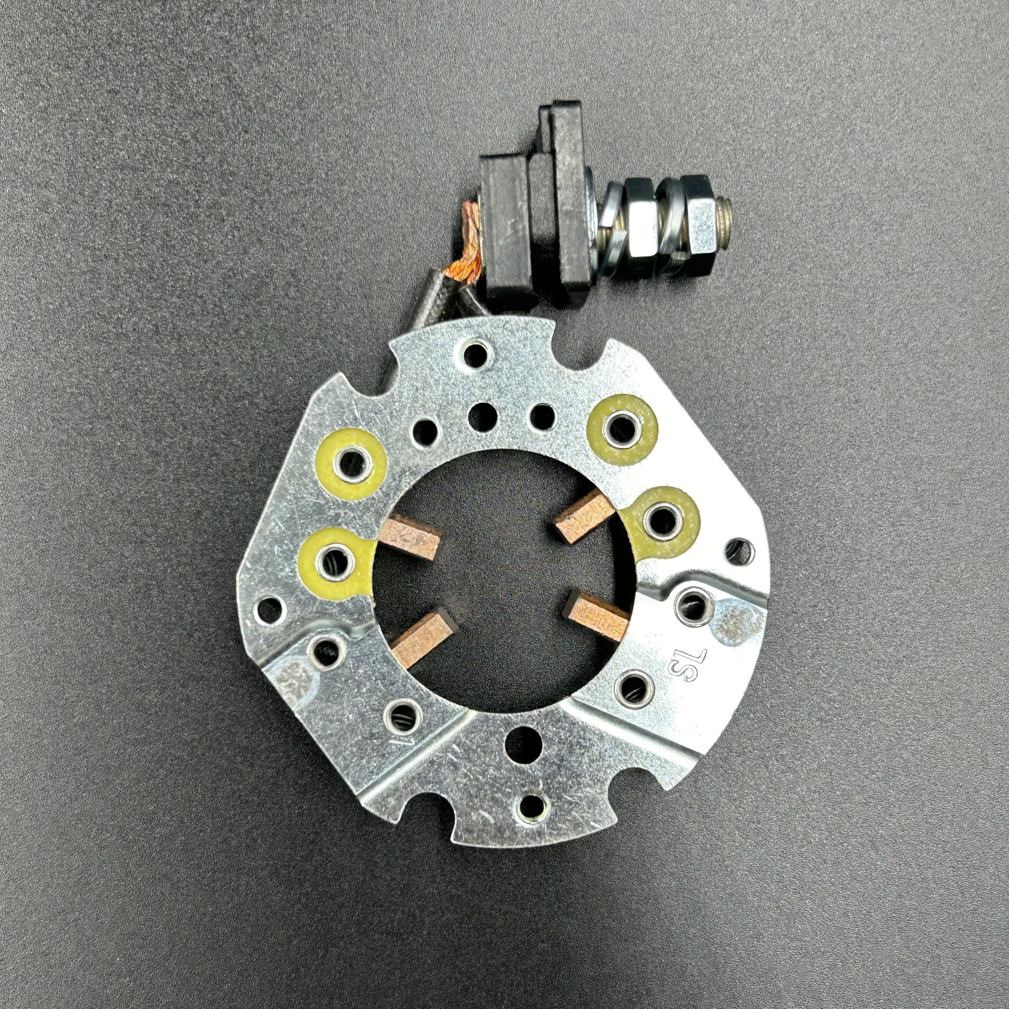 D6838685-8FDF-416C-979E-82CF933EFC2E