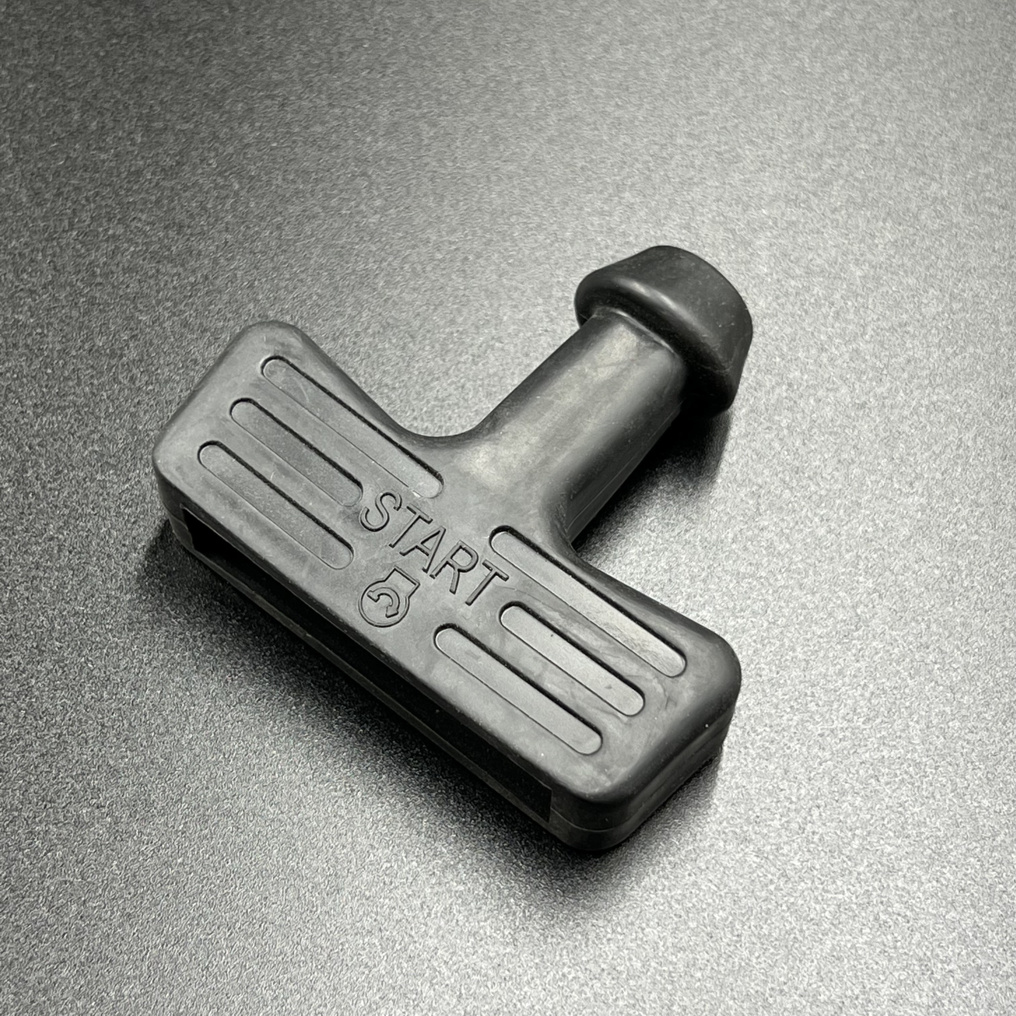 DEF540A9-1E1F-4A6A-9D08-55E45CC780D2