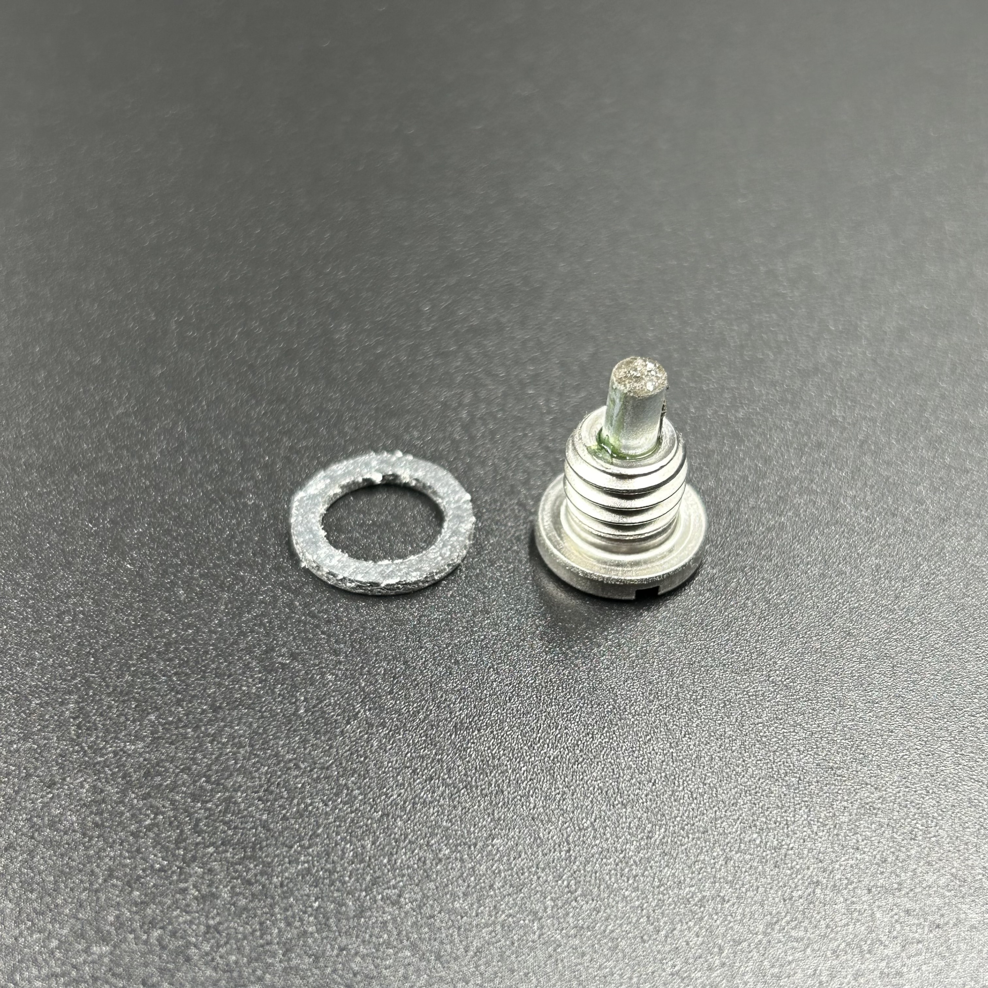 EAA6B7EC-5BA0-4B50-A047-78DAA489D1A7