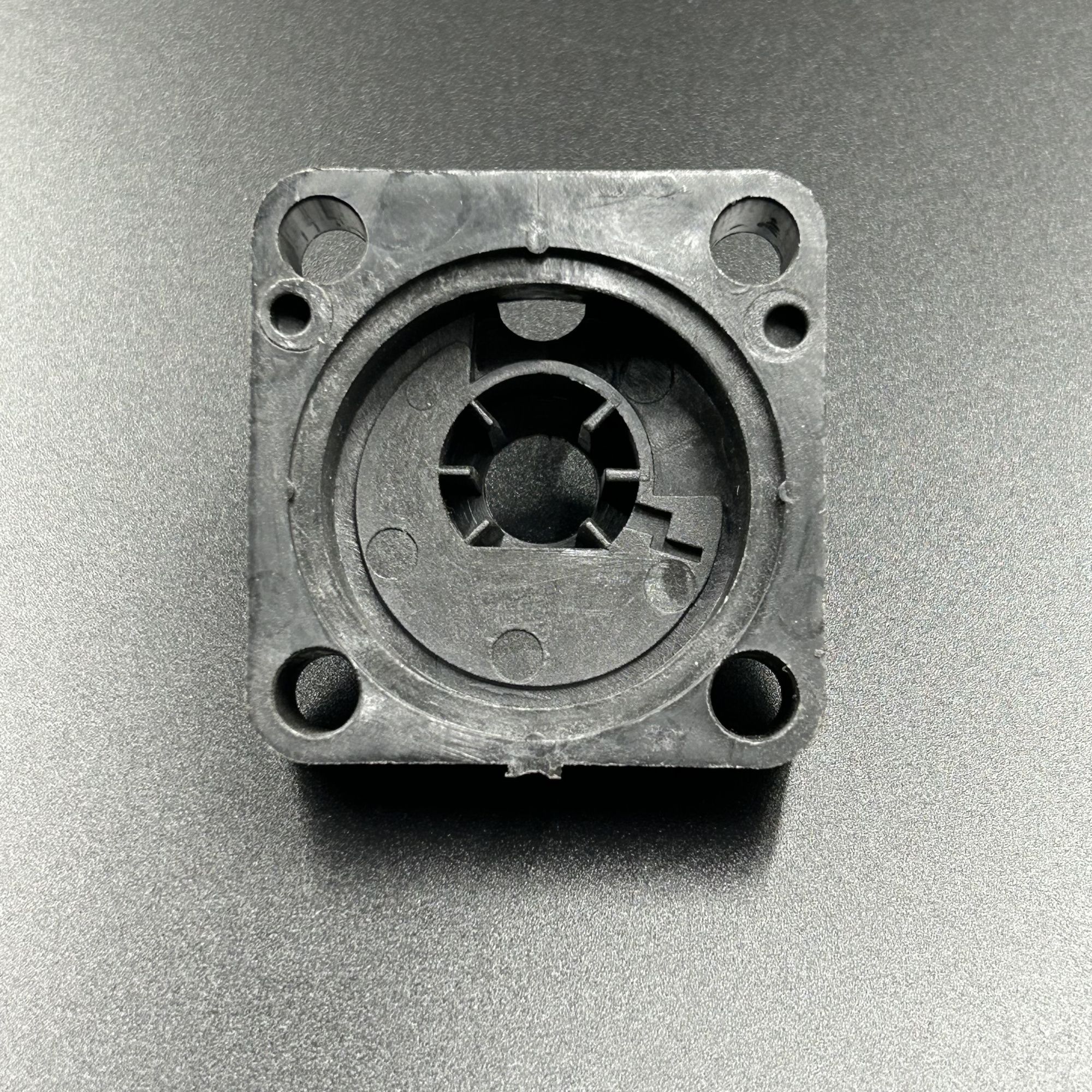 F89734AF-4B93-45C3-8885-E3517CD03972