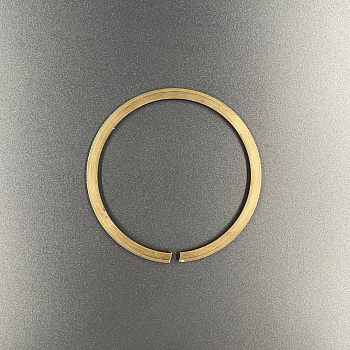 Кольцо стопорное Yamaha 40 (Omax)