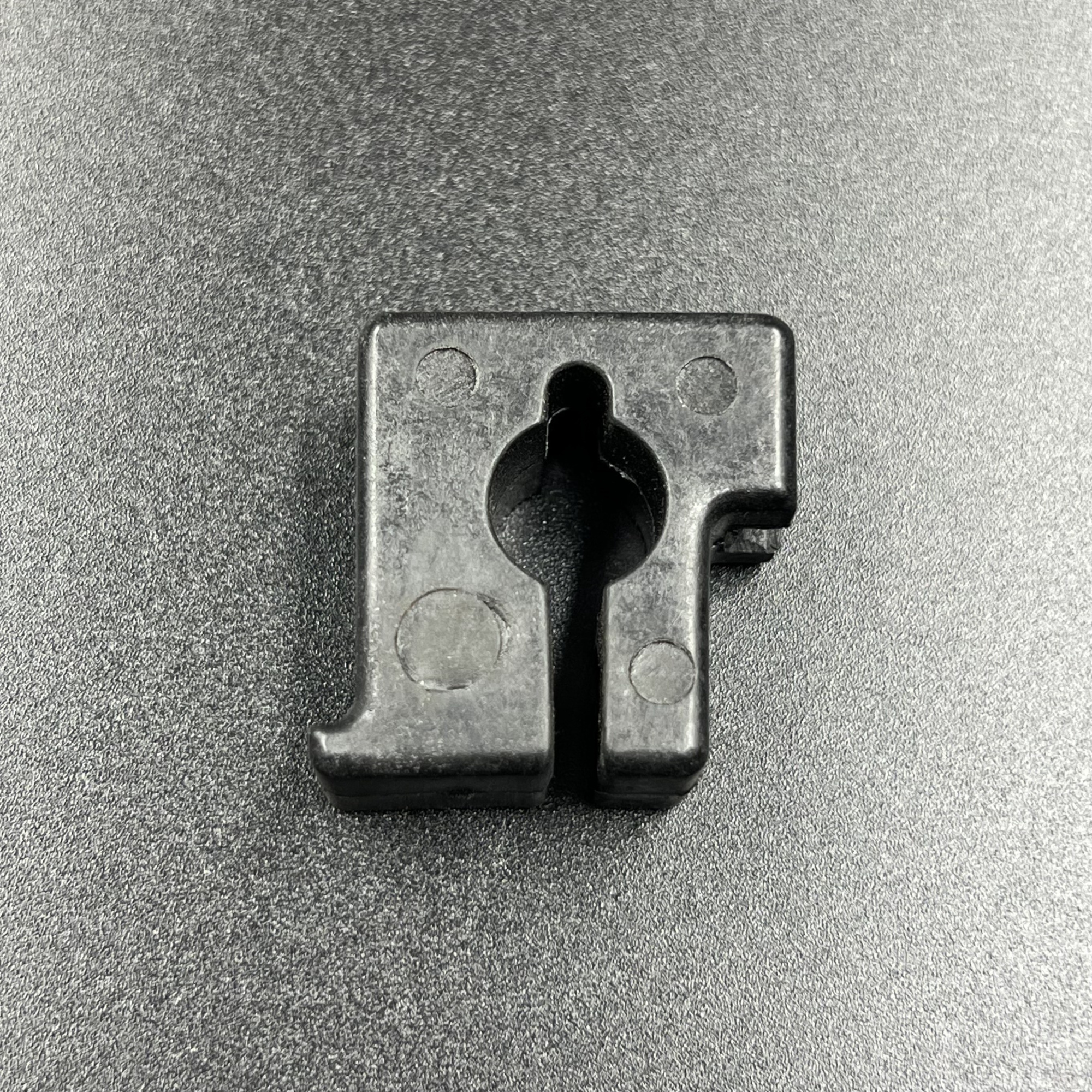 3EDF5E81-3AA0-4B9C-A964-94BB1F396ED7