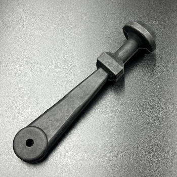 Замок (фиксатор) капота Polaris (5410370) (KINETIX)