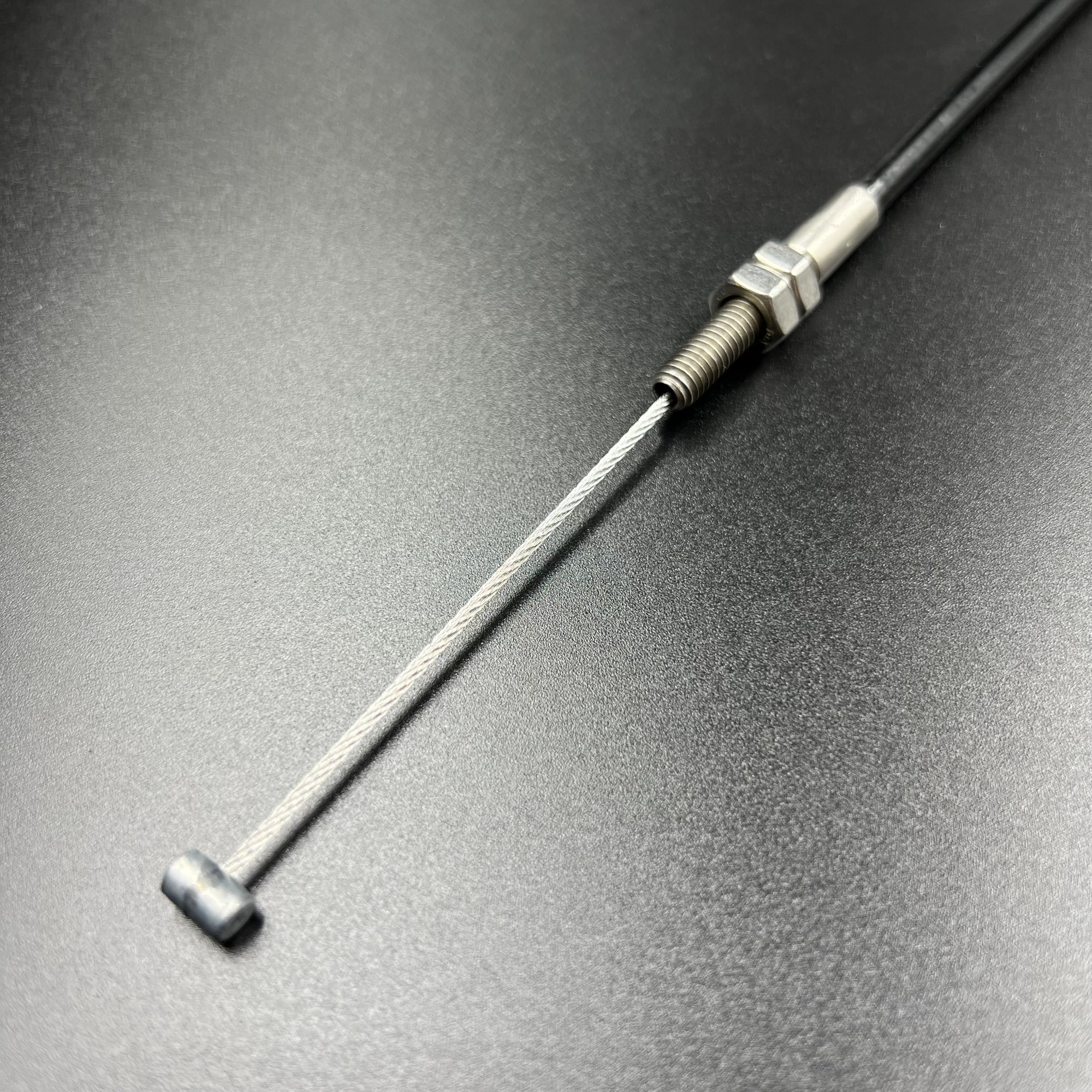 2B2E512D-7DD6-4F85-BB5C-4169A09E0D7C