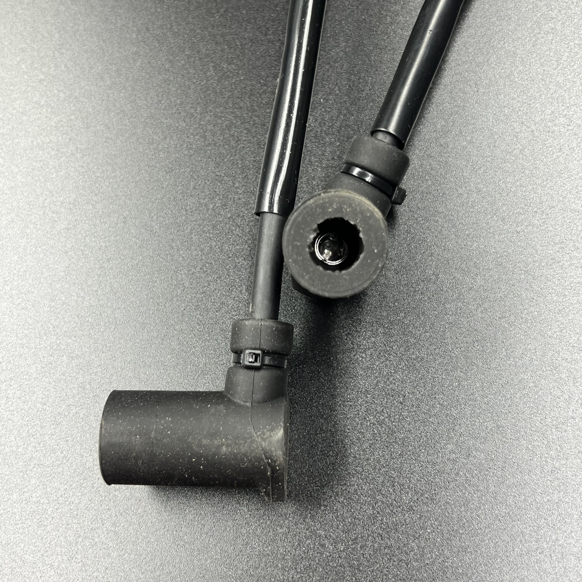 0EE9EE5C-CD56-429E-BAC9-9C9B43DF9CBD