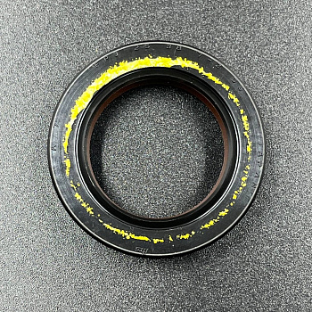 Сальник Yamaha (93102-25M48; 93102-25M44) (25x38x7) (Yamaha)