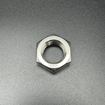 Гайка стальная диам. 15 мм NUT (Quicksilver)