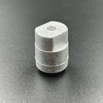 Анод алюминиевый Yamaha F80-250 68V-11325-01 (в блок двигателя)