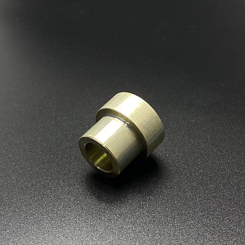 Втулка шкива ремня генератора MerCruiser 4.3-6,2L/MAG (Quicksilver)