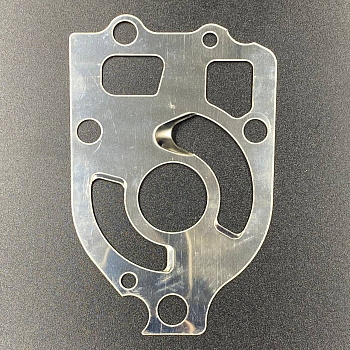 Пластина помпы охлаждения Mercury/Mercruiser 110-200 2.5L (Kacawa)