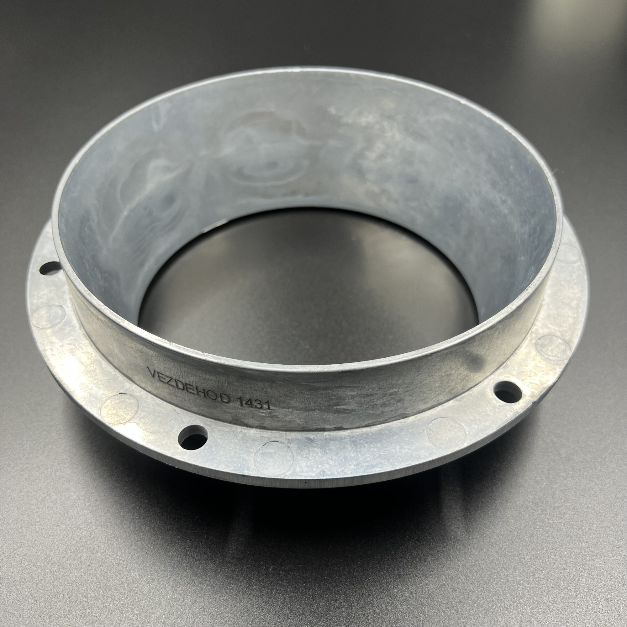 C3494D96-1038-43DD-8273-96304FA4F8E8