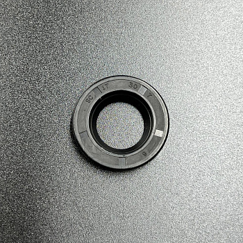 Сальник Honda (91251-ZV5-003) (17x30x7) (Omax)