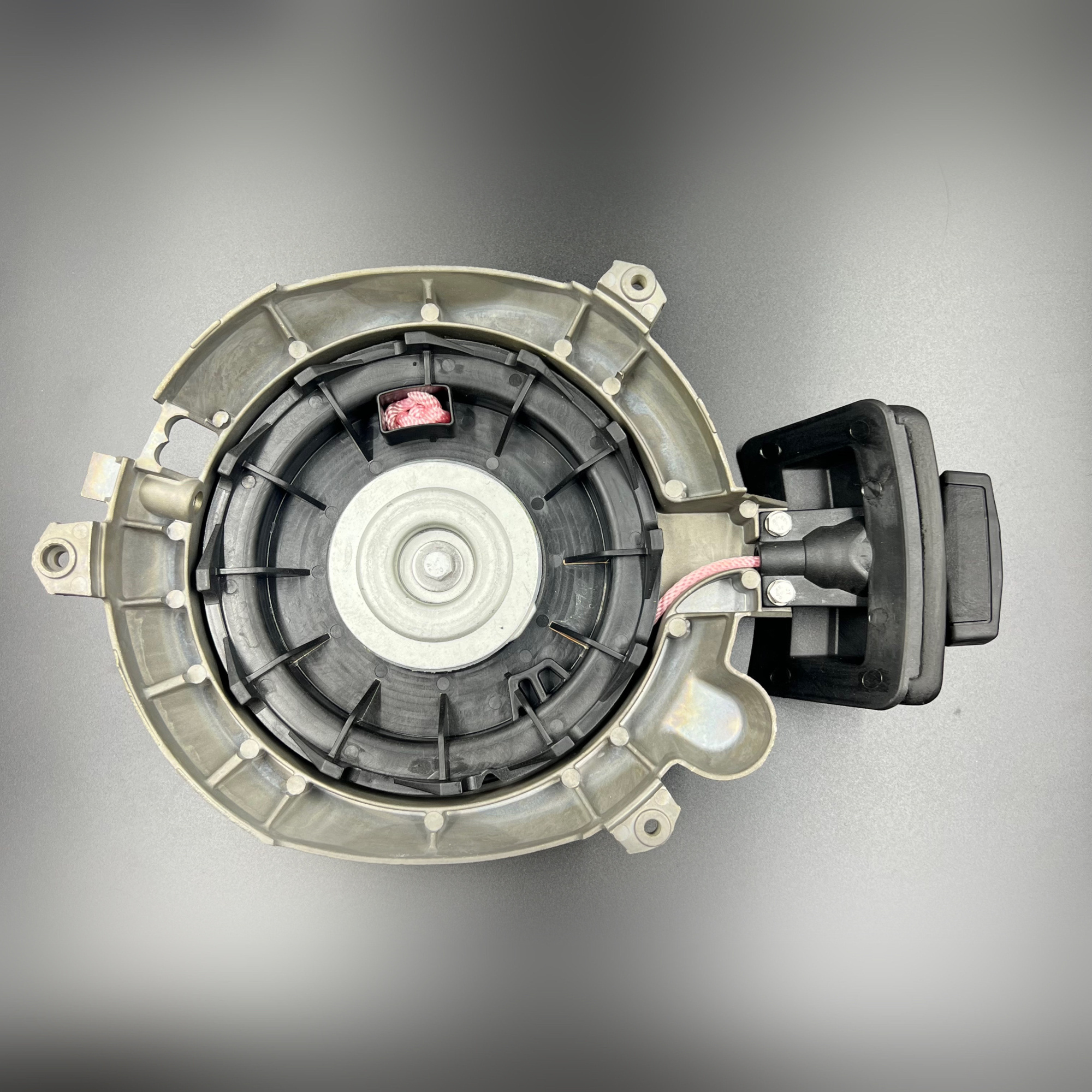 DA6DEFF5-3348-4779-A315-637B3E384CAB