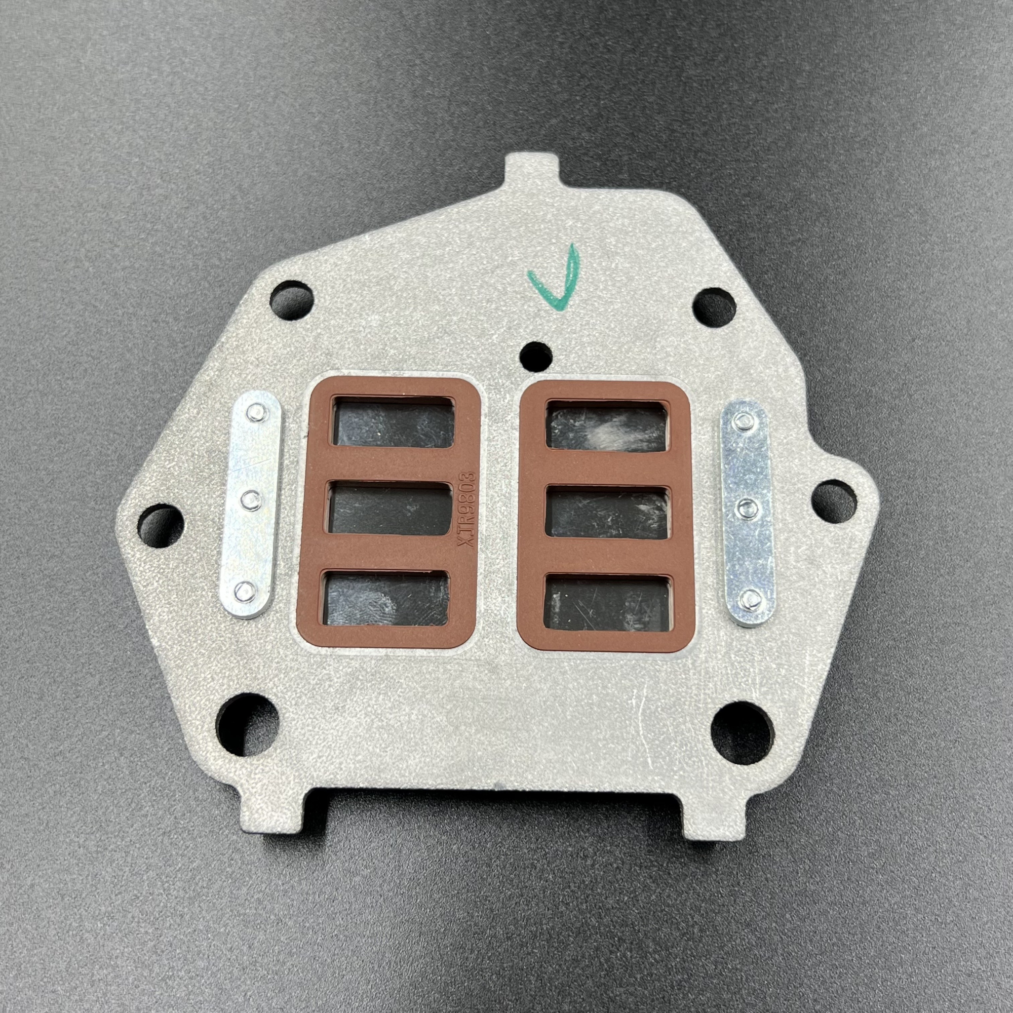 C5003435-3593-4999-9650-D7A87060D2F1