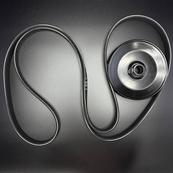 Ремень обводной (поликлиновой) со шкивом MERCRUISER 4.3/5.0/5.7L (57-861758A1) (Quicksilver)