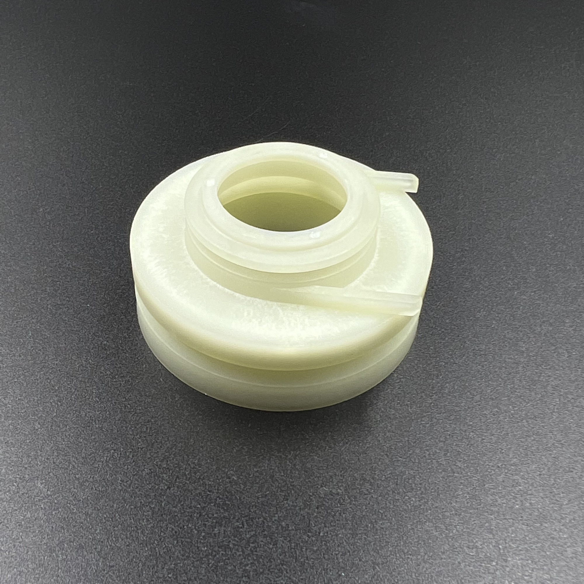 940A7B42-5C54-405D-835C-50036BD57FE1