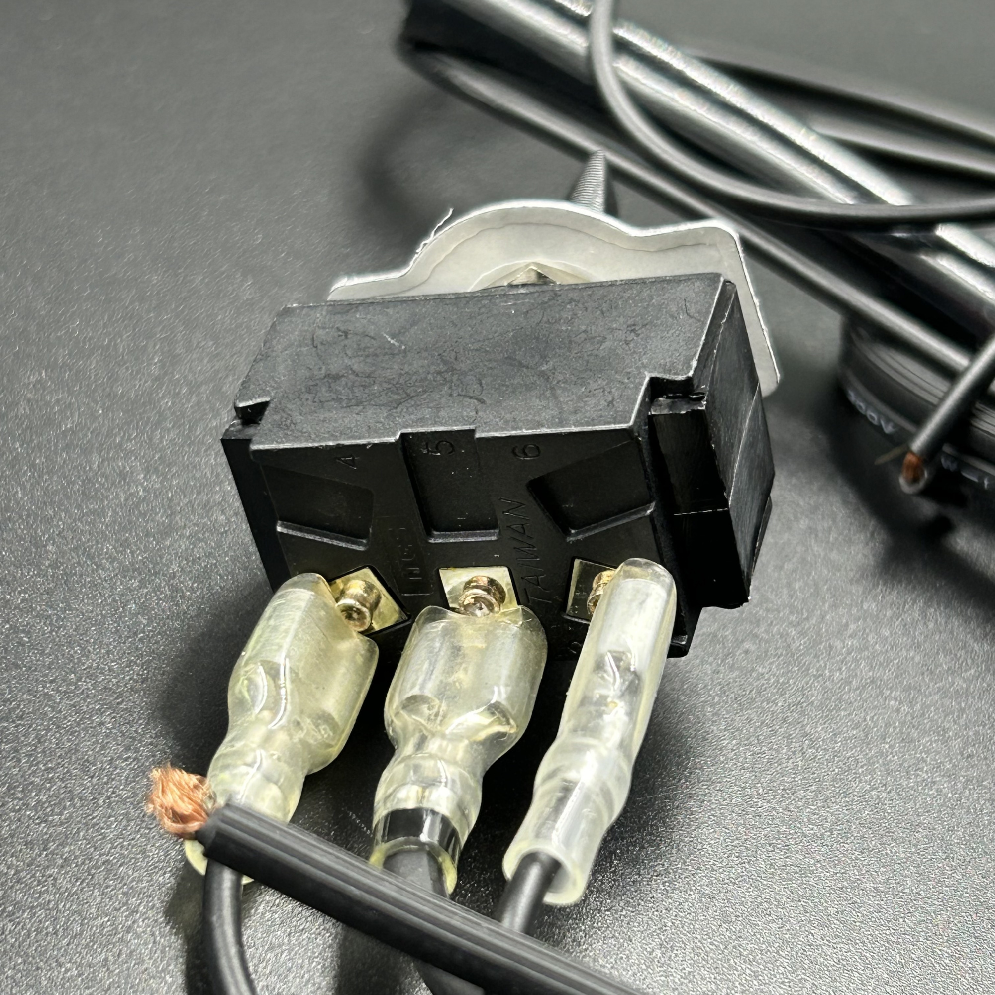 C5796A8B-C3EF-4803-B9F4-EB430FE74E59