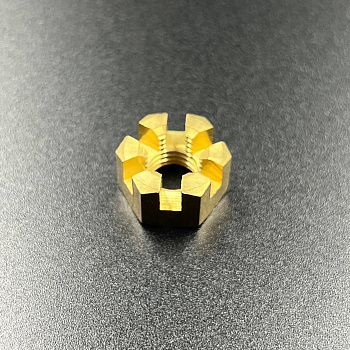 Гайка крепления гребного винта Yamaha 6-15, F6-20 (PREMARINE)
