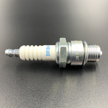 Свеча зажигания NGK 7204 BR8HS-10 /фиксированная контактная гайка