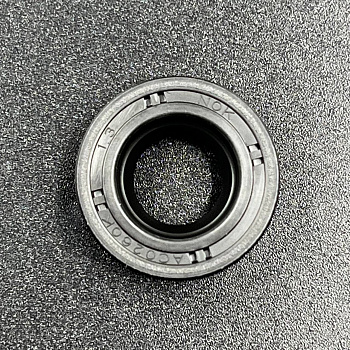 Сальник Tohatsu (3F0-01215-0) (10.1x20x7) (Tohatsu)