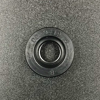 Сальник Yamaha (93106-09014) (9x19x5) (Osaka)