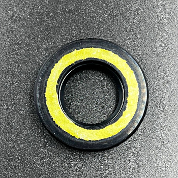 Сальник Yamaha (93101-15074) (15x28x6) (Yamaha)