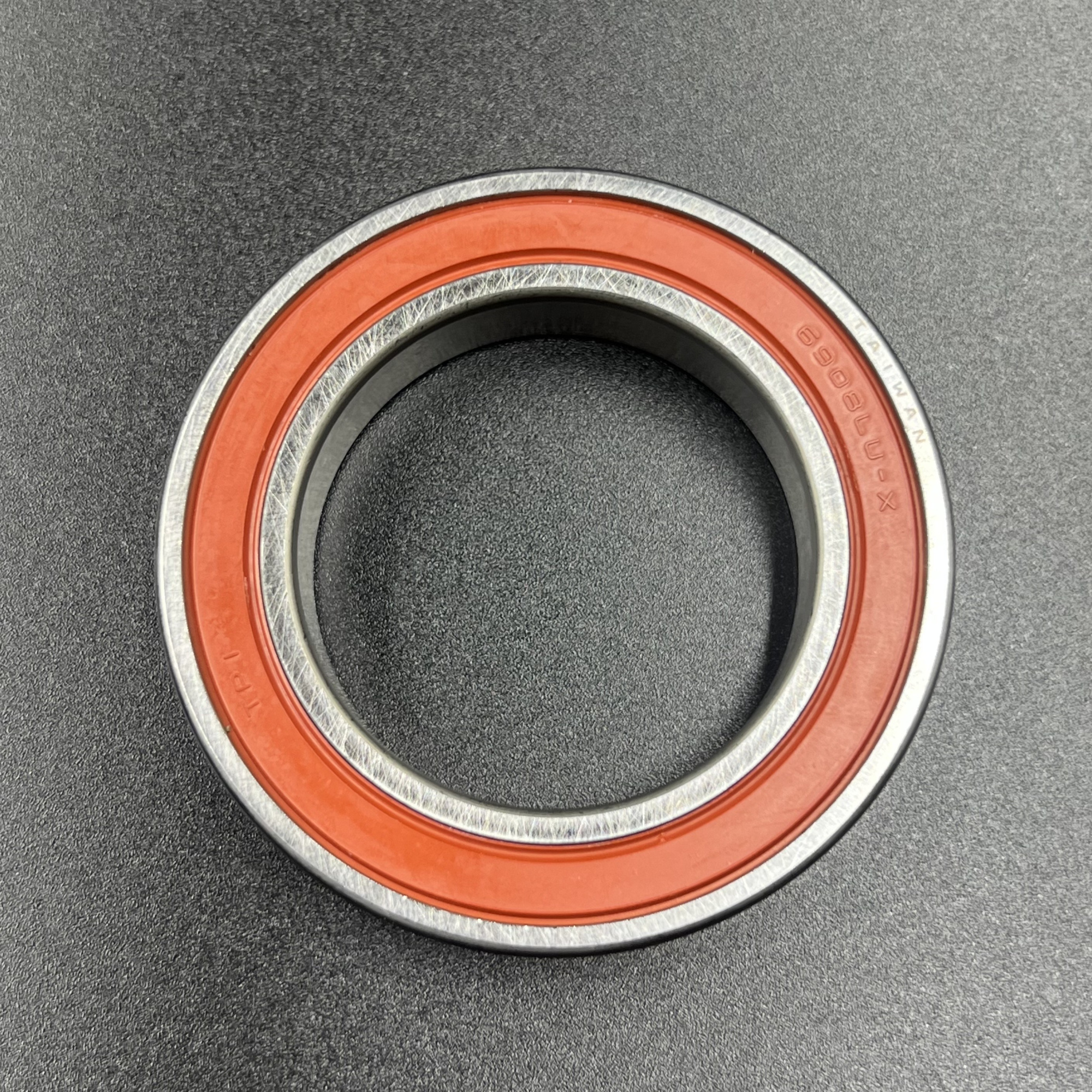 BF878D8D-8B77-4159-94B3-CCB7853D97EE